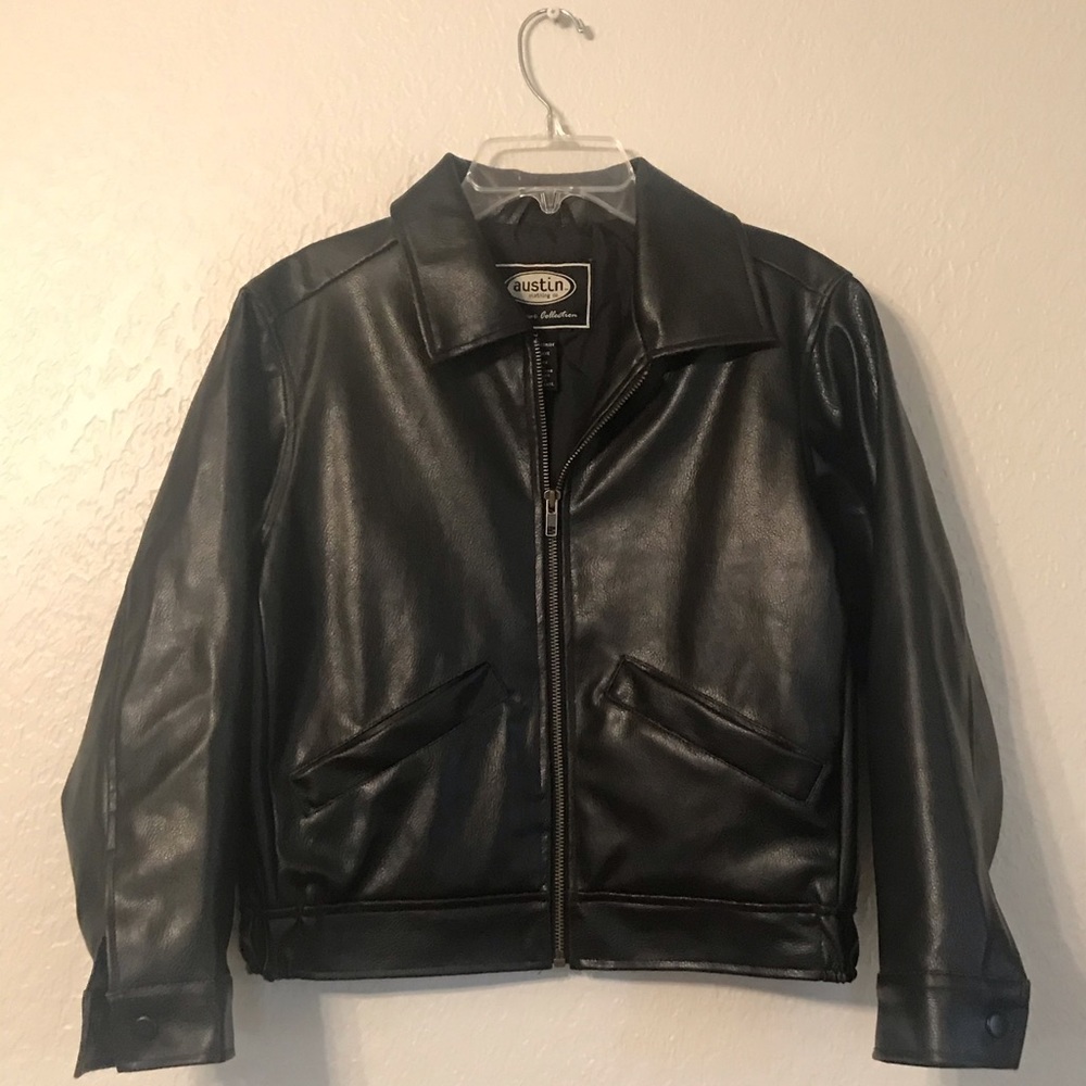 Austin 90’s leather jacket